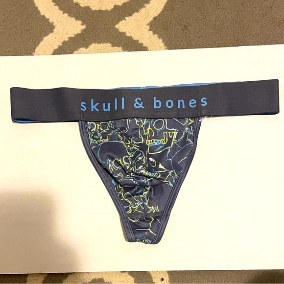 Skull & Bones ☠️ thong large - Picture 1 of 4